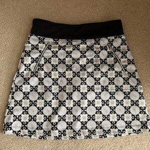 Daily Sports Born in Sweden Gold skirt